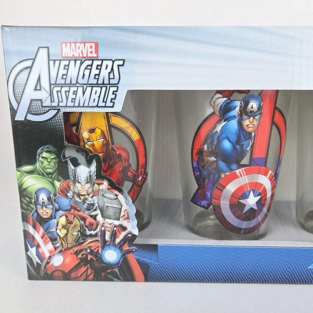 Set of 4 MARVEL AVENGERS Pint Glasses Iron Man Hulk Captain America Thor Comics
